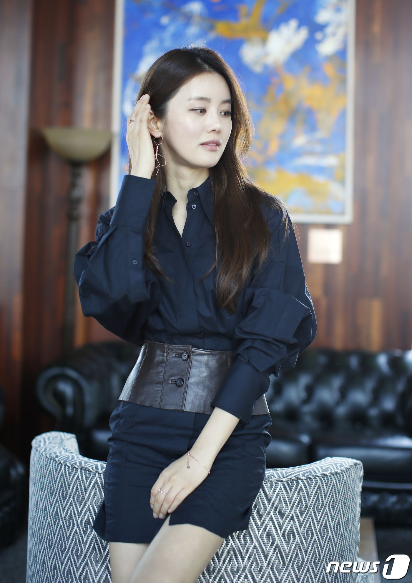 (서울=뉴스1) 권현진 기자 = 최근 종영한 드라마 '결혼작사 이혼작곡'에 출연한 배우 이가령이 지난 17일 서울 강남구 한 라운지에서 열린 뉴스1과의 인터뷰에 앞서 포즈를 취하고 …