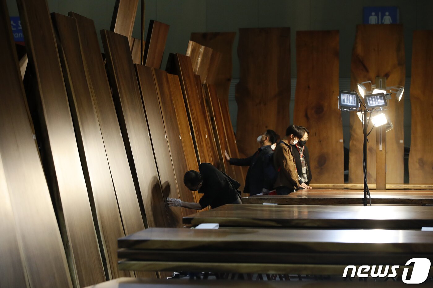 본문 이미지 - 경기 고양시 일산 킨텍스 전시장에서 열린 건축박람회 '코리아 빌드위크' 2021.3.18/뉴스1 ⓒ News1 이승배 기자