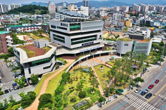 광주 시민사회 "3개월 되지 않아 또…서구의원들 사퇴해야"(종합)