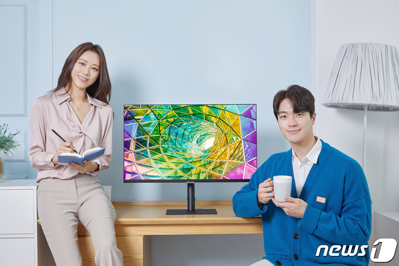 (서울=뉴스1) 민경석 기자 = 삼성전자가 2021년형 고해상도 모니터를 21일 한국을 시작으로 전 세계에 순차적으로 본격 출시한다.이번에 출시하는 고해상도 모니터는 3개 시리즈( …