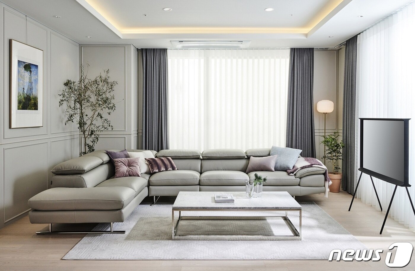 본문 이미지 - 중등자녀 3인가족을 위한 120㎡ 모델하우스의 거실(한샘 제공)