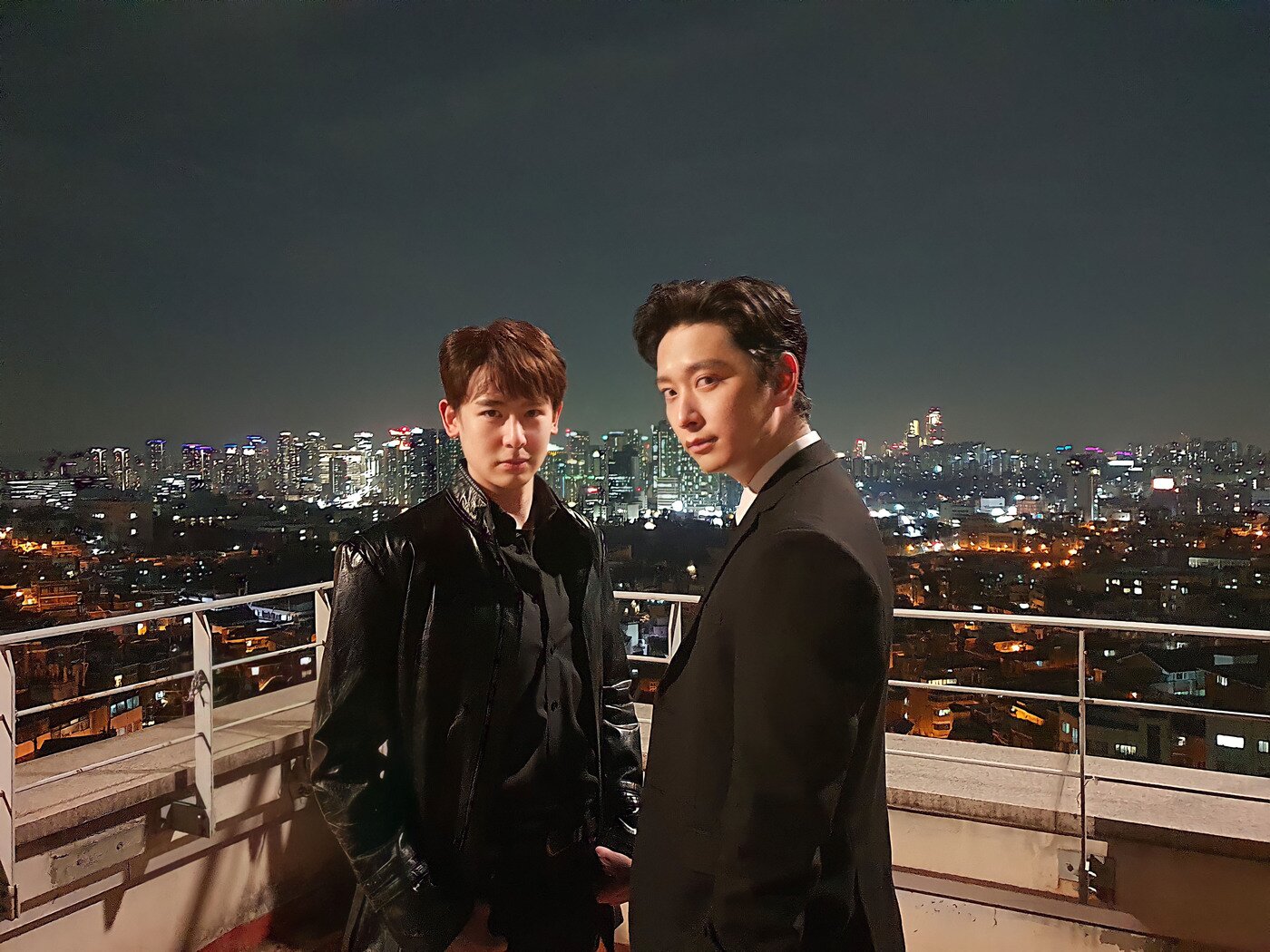 본문 이미지 - 닉쿤, 황찬성/JYP엔터테인먼트 제공ⓒ 뉴스1