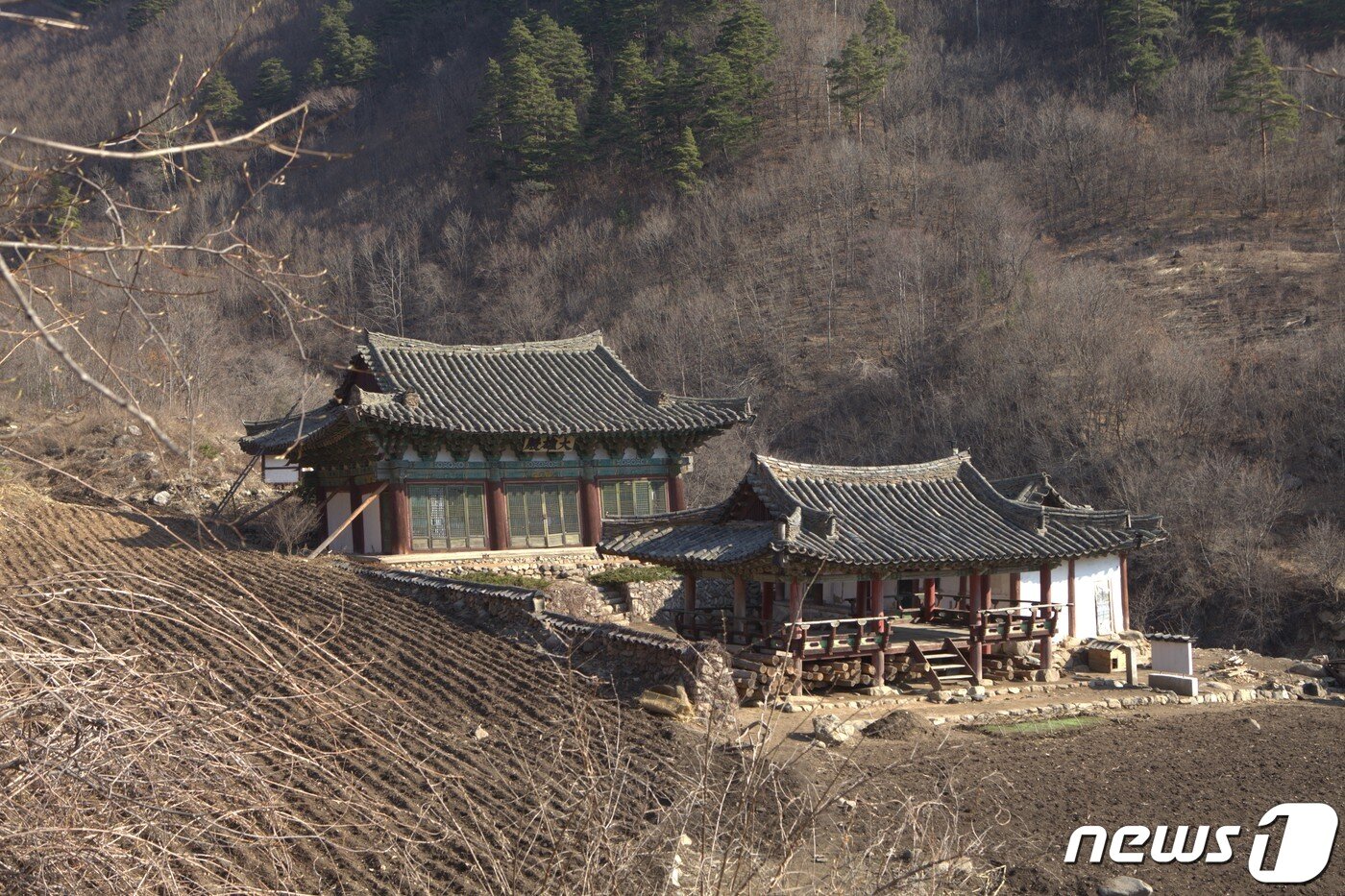 본문 이미지 - 함경북도 화성군에 있는 조선 초기 사찰 쌍계사 전경 (미디어한국학 제공) 2021.03.06.ⓒ 뉴스1