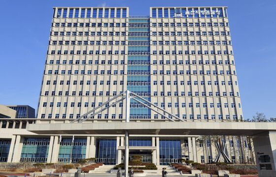 장애인 보호시설서 상습 학대…전직 생활지도원 4명 구속 기소