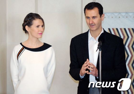 시리아 대통령과 아내 아사드, 코로나 확인 … “좋은 상태”
