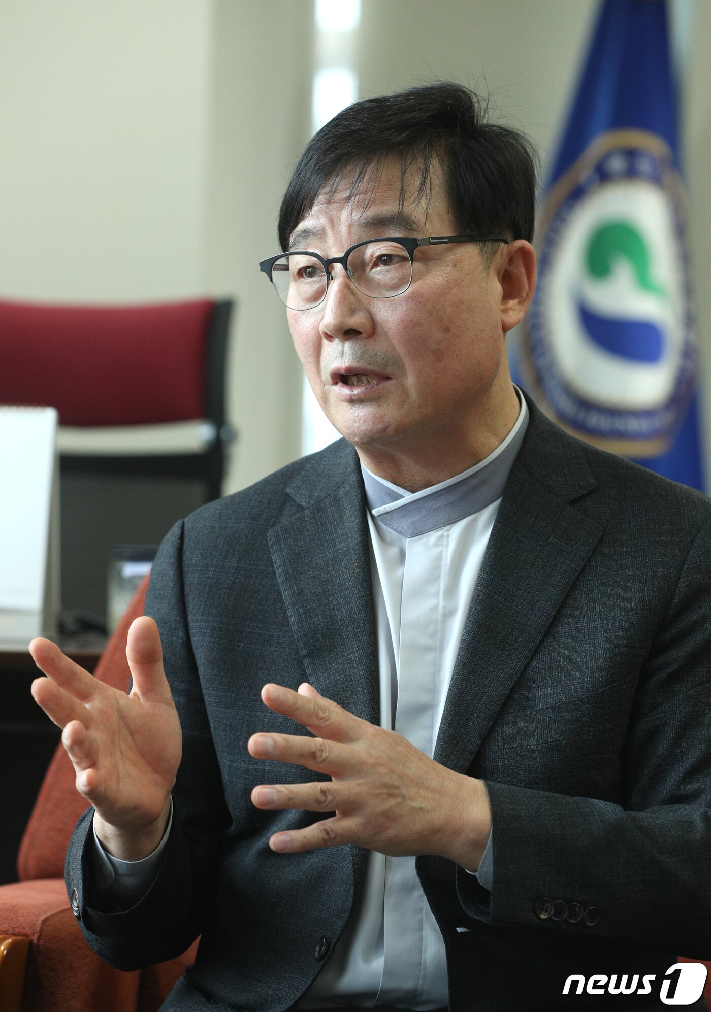 본문 이미지 - 정인성 남북하나재단 이사장이 9일 오후 서울 마포구 남북하나재단에서 뉴스1과 인터뷰를 하고 있다. 2021.3.9/뉴스1 ⓒ News1 신웅수 기자