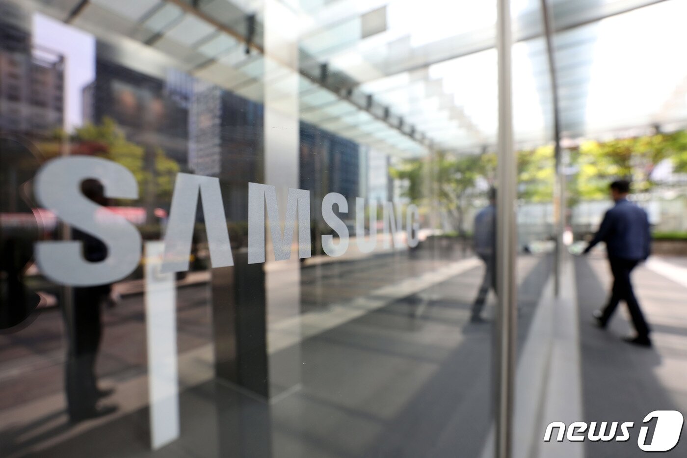 본문 이미지 - 삼성전자 서초사옥 모습. 2021.4.11/뉴스1 ⓒ News1 이광호 기자