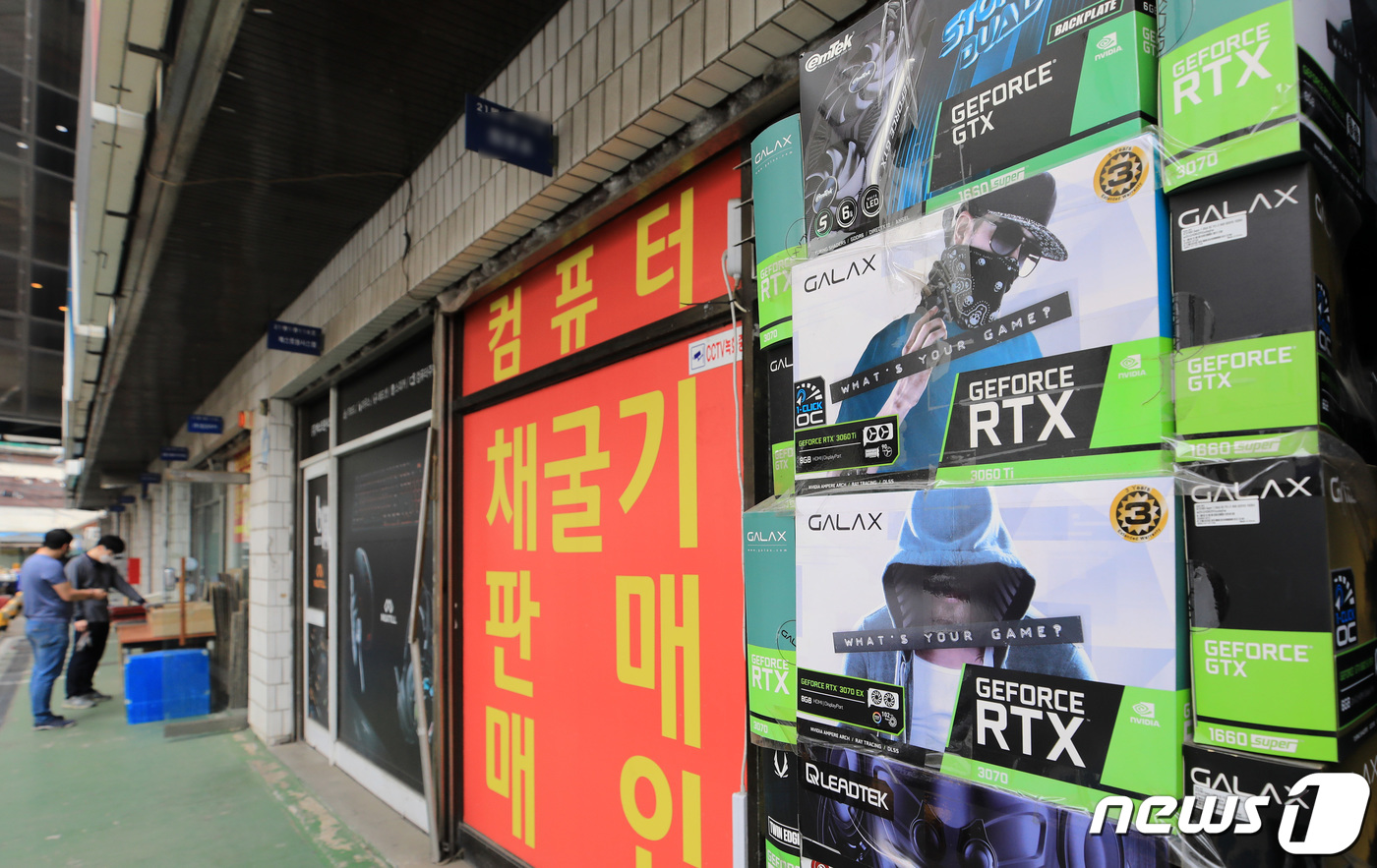 비트코인이 쏘아올린 PC 가격 - 뉴스1