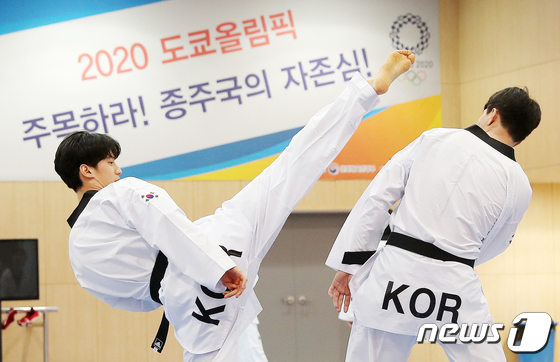 '은→동→?' 태권간판 이대훈의 세 번째 올림픽…노골드 한 푼다 - Vimarsana News