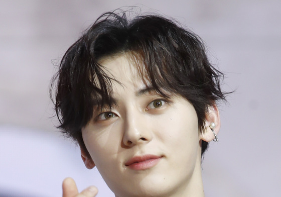 황민현, 20일 사회복무요원 소집해제…'열일' 예고 [N디데이]