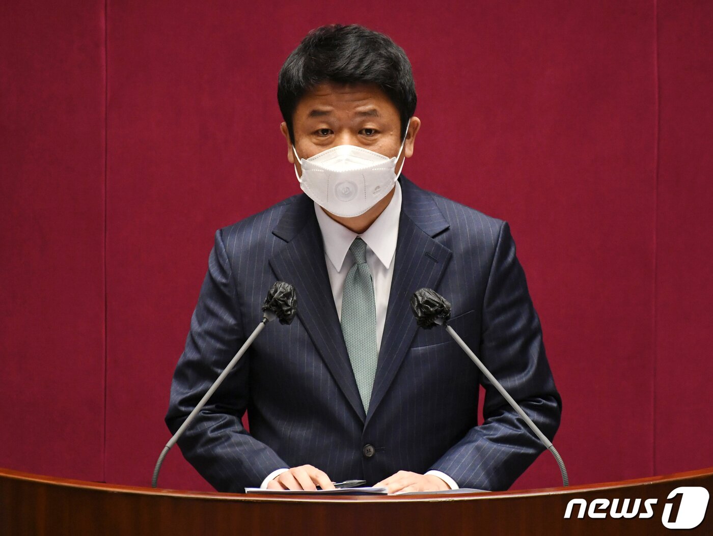 본문 이미지 - 21일 오후 서울 여의도 국회에서 열린 제386회 국회(임시회) 제3차 본회의 교육·사회·문화분야 대정부 질문에서 유의동 국민의힘 의원이 발언하고 있다. 2021.4.21/뉴스1 ⓒ News1 구윤성 기자