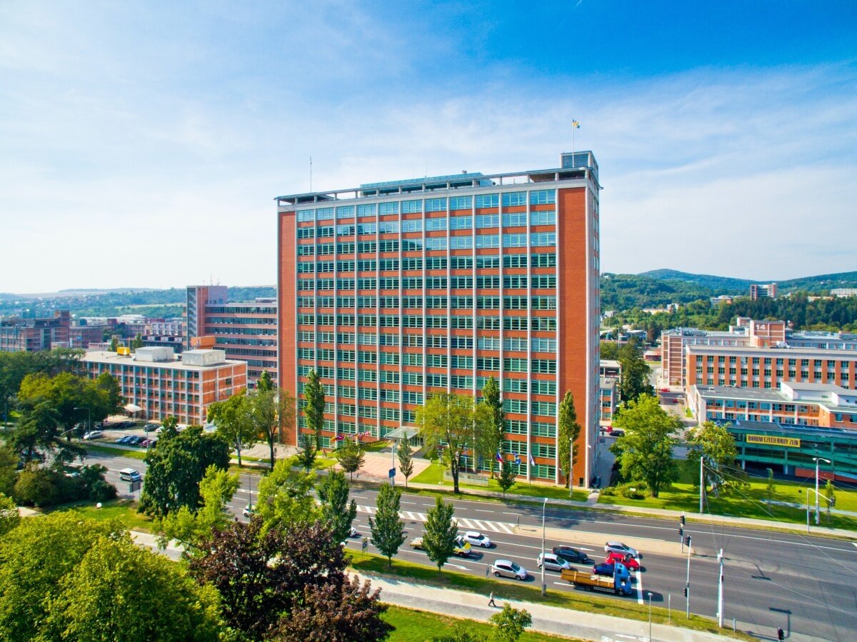 본문 이미지 - 즐린의 초고층 건물 