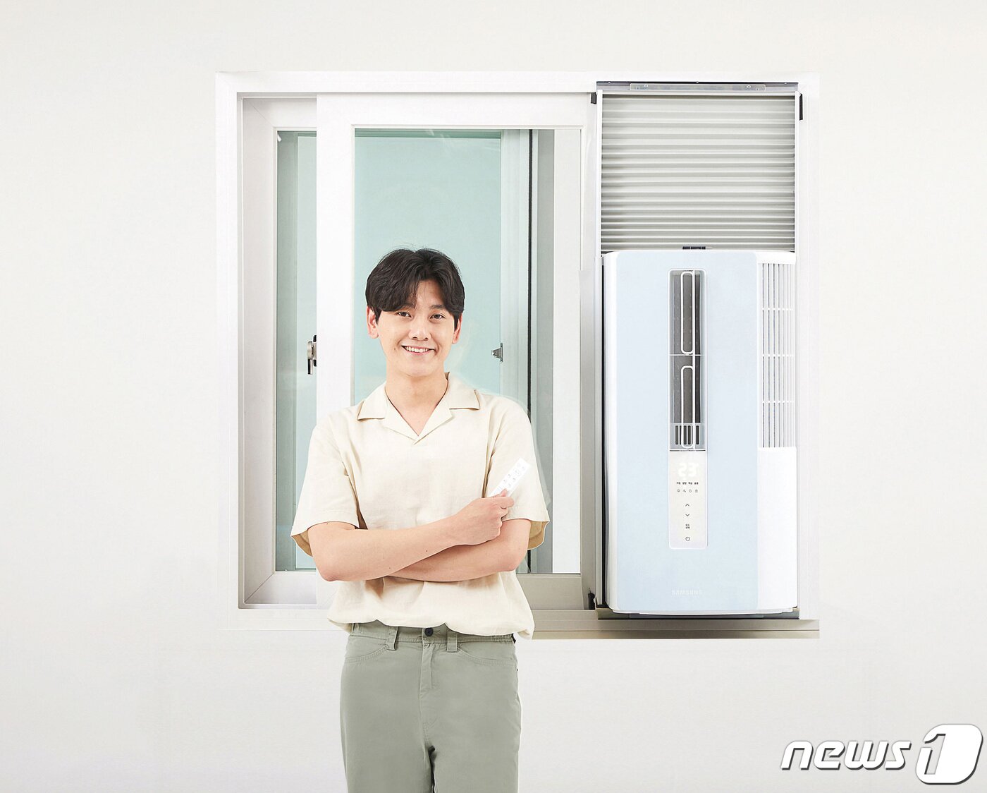 본문 이미지 - 삼성전자가 지난달 26일 창문형 에어컨 ‘윈도우 핏(Window Fit)’을 출시했다. (삼성전자 제공) 2021.4.25/뉴스1