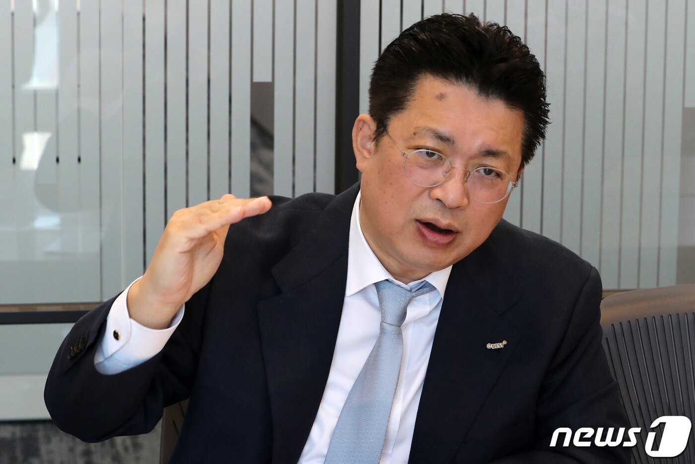 본문 이미지 - 윤지호 이베스트투자증권 센터장이 18일 서울 영등포구 이베스트투자증권에서 뉴스1과 인터뷰를 갖고 있다. 2021.5.18/뉴스1 ⓒ News1 이동해 기자