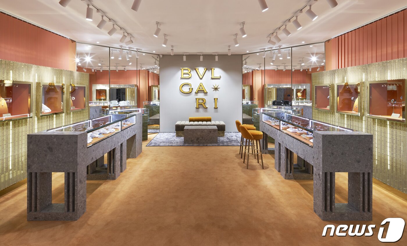 본문 이미지 - 갤러리아백화점의 불가리 매장.(갤러리아백화점 제공) 2021.5.2/뉴스1