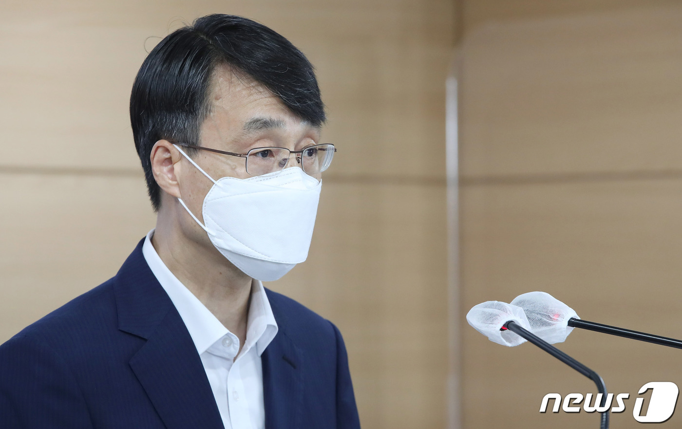 (서울=뉴스1) 박정호 기자 = 최성유 여성가족부 청소년정책관이 지난 21일 서울 종로구 세종대로 정부서울청사에서 2021년 청소년 인터넷·스마트폰 이용습관 진단조사 결과를 발표하 …