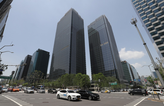 이지스 "센터필드 매각, 독단적 결정 아니야…수익자 이익 위한 조치"