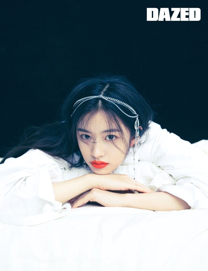 본문 이미지 - 안유진/데이즈드 제공 ⓒ 뉴스1