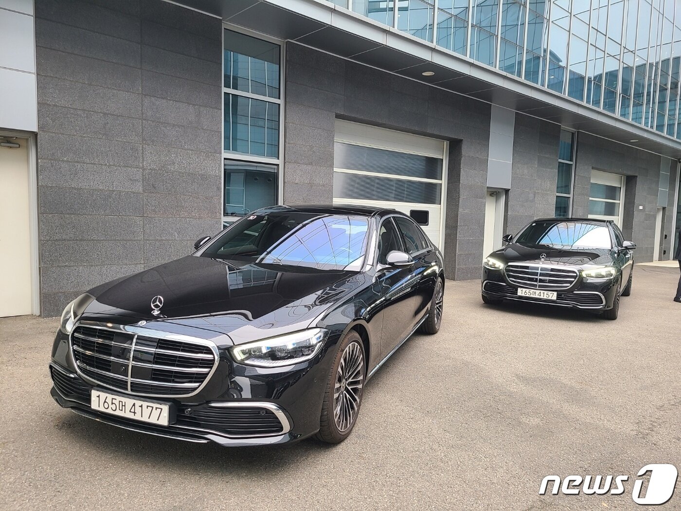 본문 이미지 - 메르세데스-벤츠 '더 뉴 메르세데스-벤츠 S-클래스ⓒ 뉴스1 김민석 기자