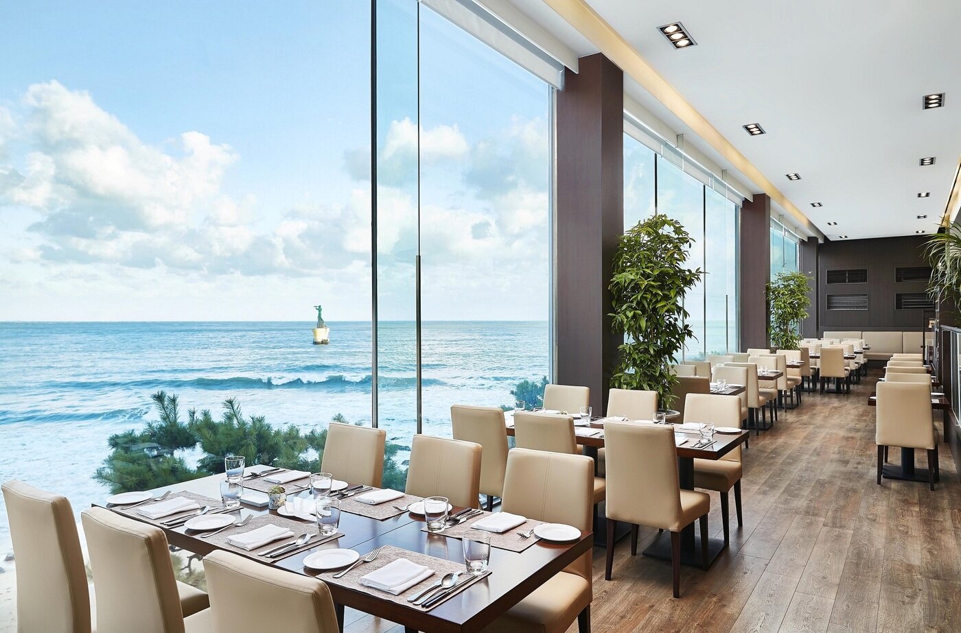 본문 이미지 - 웨스틴조선 부산 뷔페 레스토랑 '까밀리아'ⓒ 뉴스1