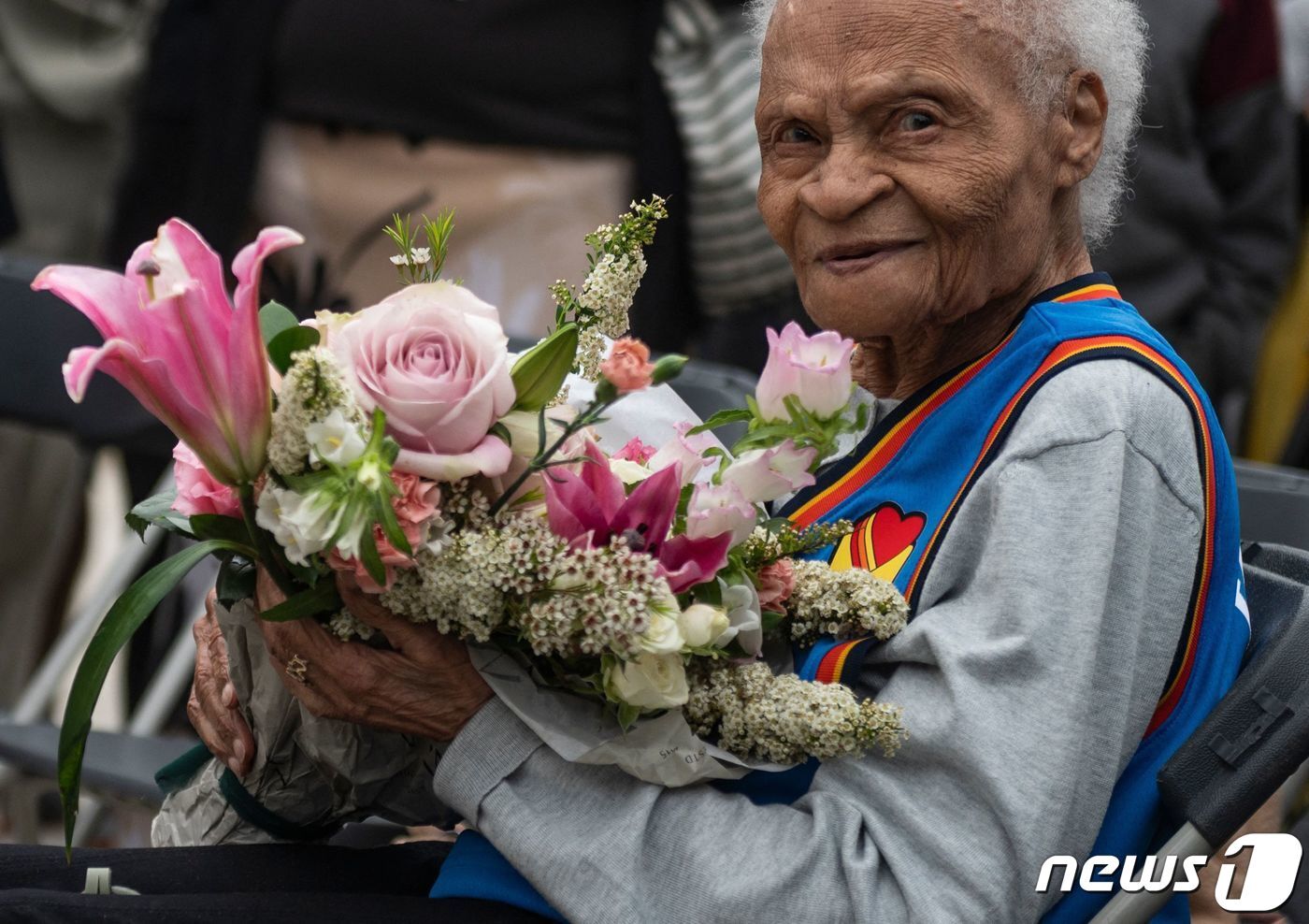 본문 이미지 - 털사 인종 대학살의 생존자 비올라 플레처(107). ⓒ AFP=뉴스1