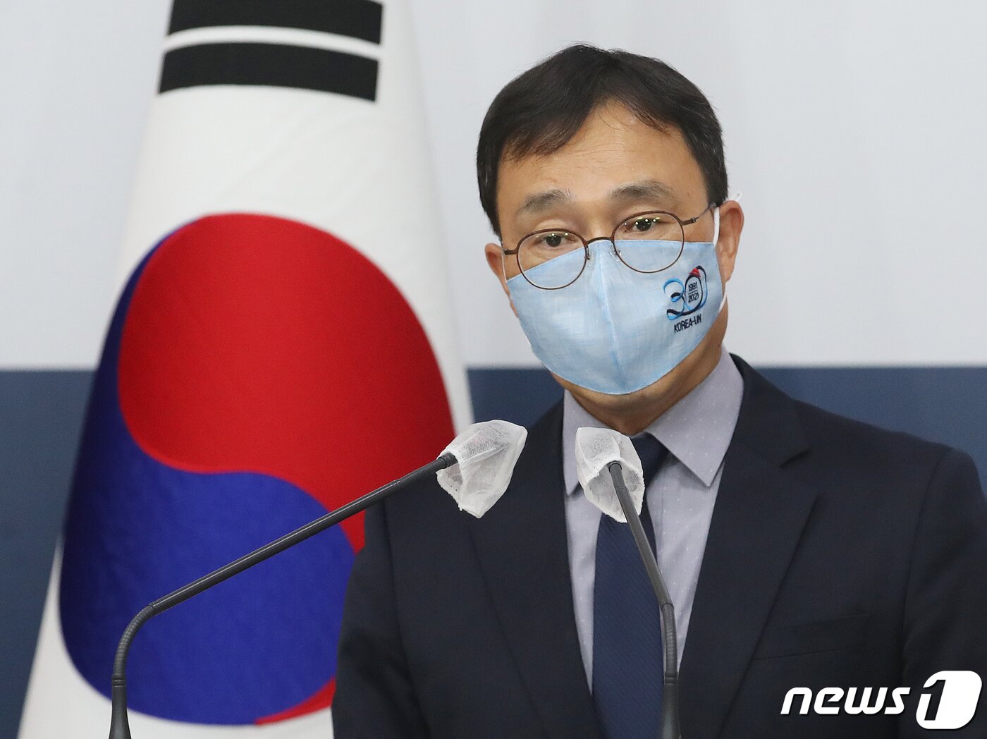 본문 이미지 - 최영삼 외교부 대변인이 15일 오후 서울 종로구 정부서울청사 별관에서 정례브리핑을 하고 있다. 2021.6.15/뉴스1 ⓒ News1 송원영 기자