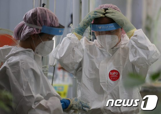 경기 26일 하루 173명 확진…74명은 감염경로 몰라 - Vimarsana News
