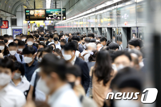 1단계인데 충남 '모임 무제한', 그외 비수도권 '8인까지 허용'…왜? - Vimarsana News