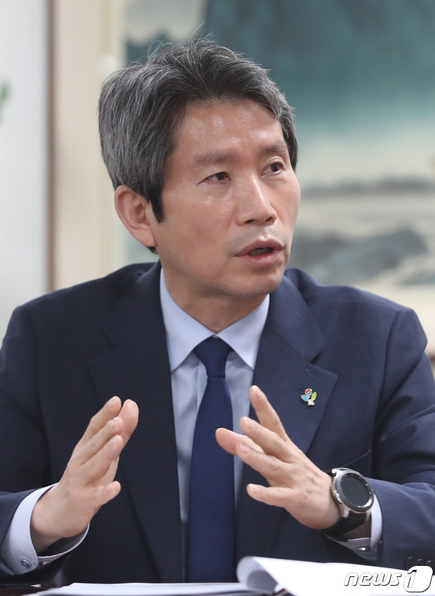 본문 이미지 - 이인영 통일부 장관이 8일 서울 종로구 정부서울청사에서 뉴스1과 인터뷰를 하고 있다. 2021.6.8/뉴스1 ⓒ News1 송원영 기자