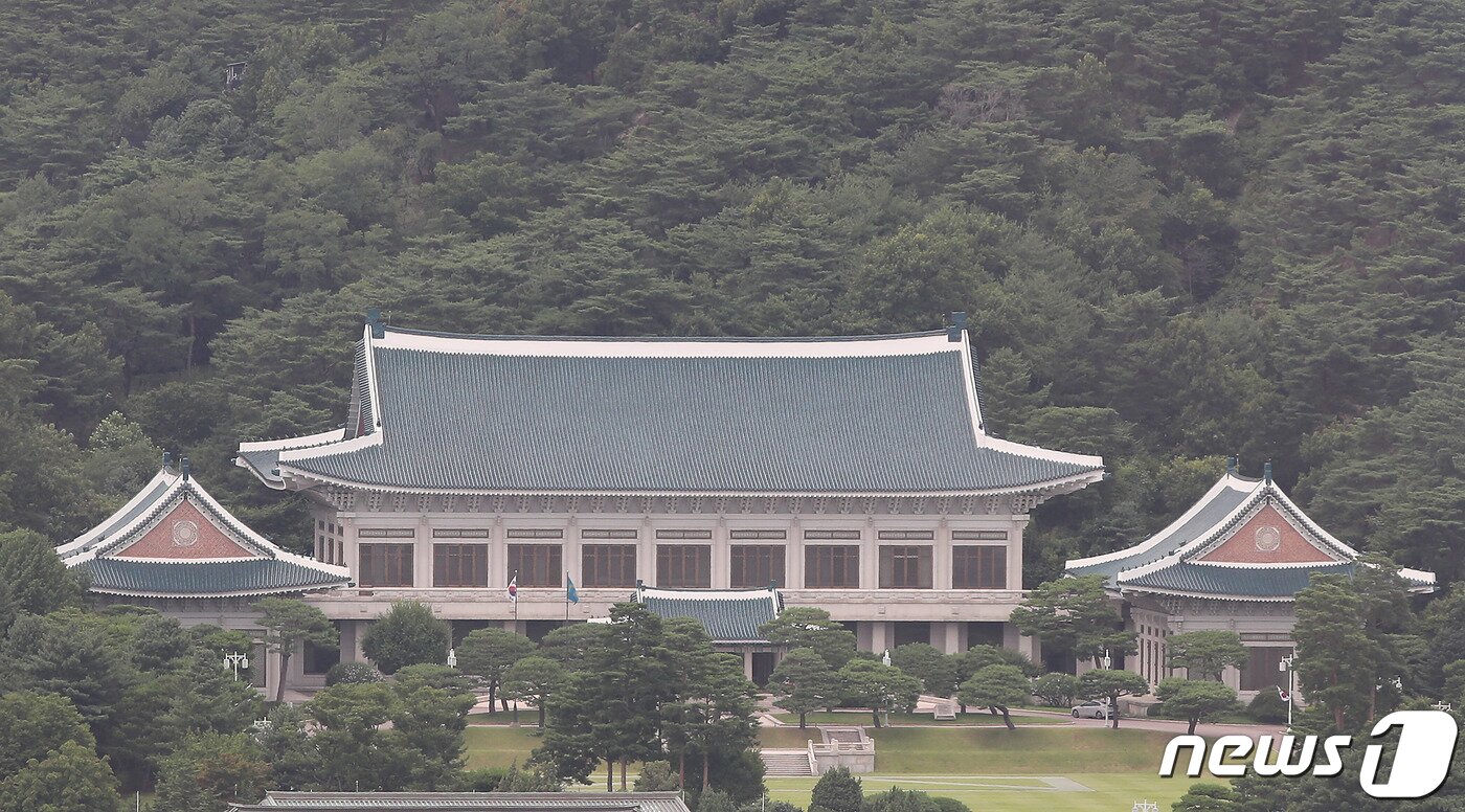 본문 이미지 - 청와대 전경. 2021.7.14/뉴스1 ⓒ News1 박정호 기자
