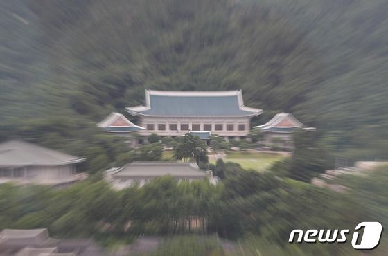 서울 도심에서 바라본 청와대 전경. 2021.7.14/뉴스1 © News1 박정호 기자