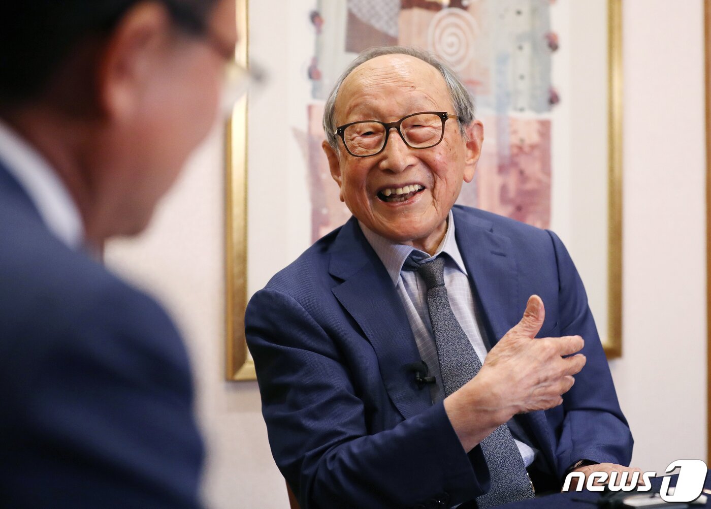 본문 이미지 - '예수' 등 신앙서적을 여러 권 낸 김 교수는 "기독교 정신을 살리는 교회는 남고, 그 정신을 떠난 교회는 사라질 것"이라며 "사랑하고 원수 맺지 말고 살 것"을 당부했다. 뉴스1 ⓒ News1 김진환 기자