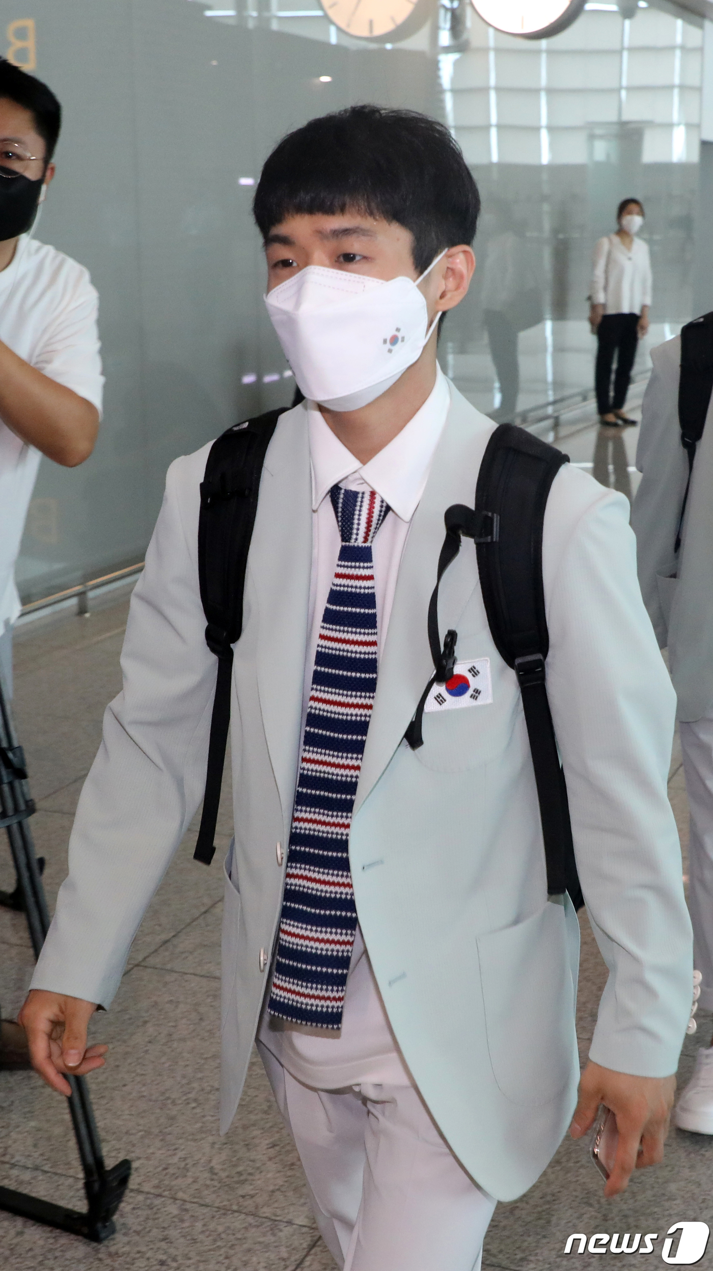 (인천공항=뉴스1) 황기선 기자 = 도쿄올림픽 체조 국가대표 양학선이 19일 오전 인천국제공항을 통해 출국하고 있다. 2021.7.19/뉴스1