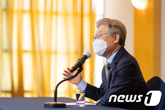 野, '美점령군' 이재명 맹폭…윤석열 "역사 왜곡 용납 못해"(종합) - Vimarsana News