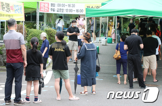 비수도권 일주일째 500명대…'3단계' 성공여부가 분수령 - Vimarsana News