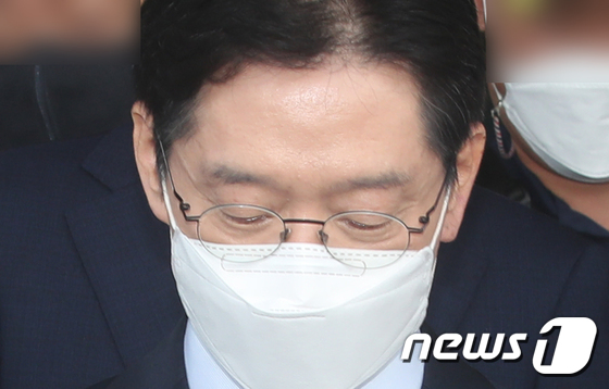 與, 김경수 징역형에 사법부 맹폭…"참 납득 어려워" - Vimarsana News
