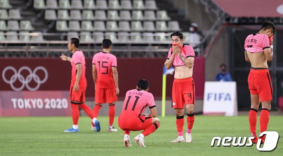 불안하게 출발하는 한국축구