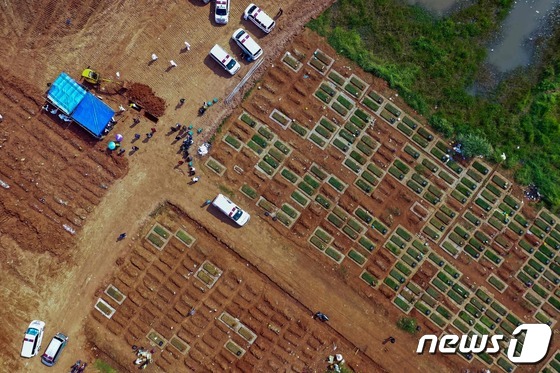 하루 확진 6만명 '세계 1위'…인니, 인도 제치고 새 진앙지 됐다 - Vimarsana News