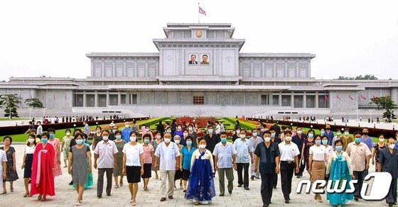 노동신문 "애국심의 본질은 수령에 대한 충성심" - Vimarsana News