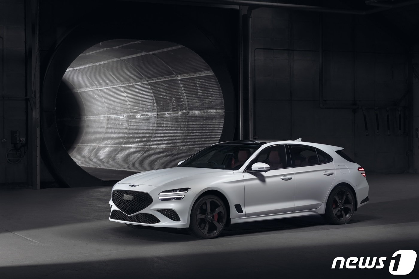 본문 이미지 - 제네시스 브랜드의 유럽 전략 차종 G70 슈팅 브레이크.ⓒ 뉴스1