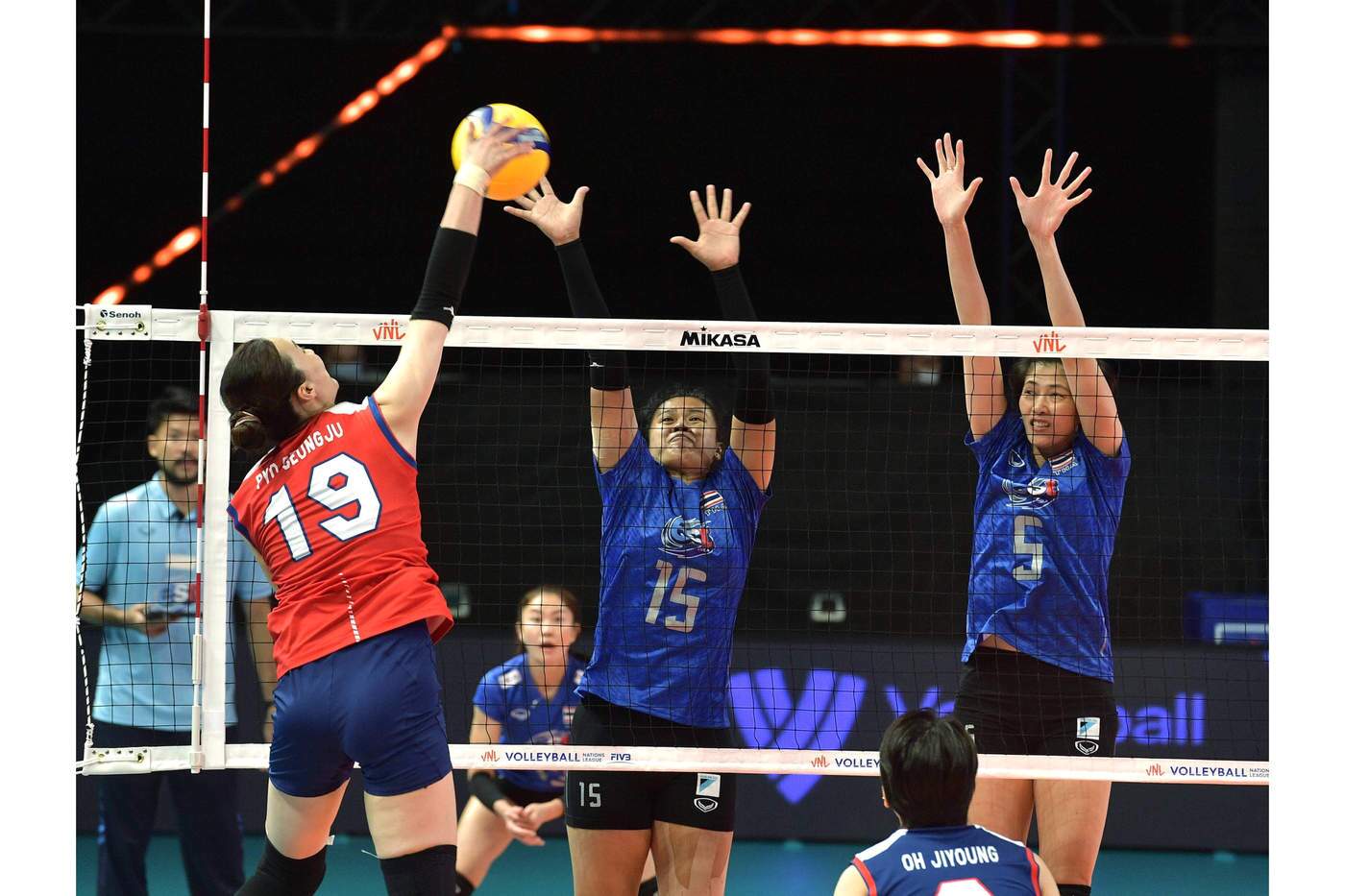 본문 이미지 - 2021 VNL에 출전했던 표승주의 모습. (FIVB 홈페이지) ⓒ 뉴스1