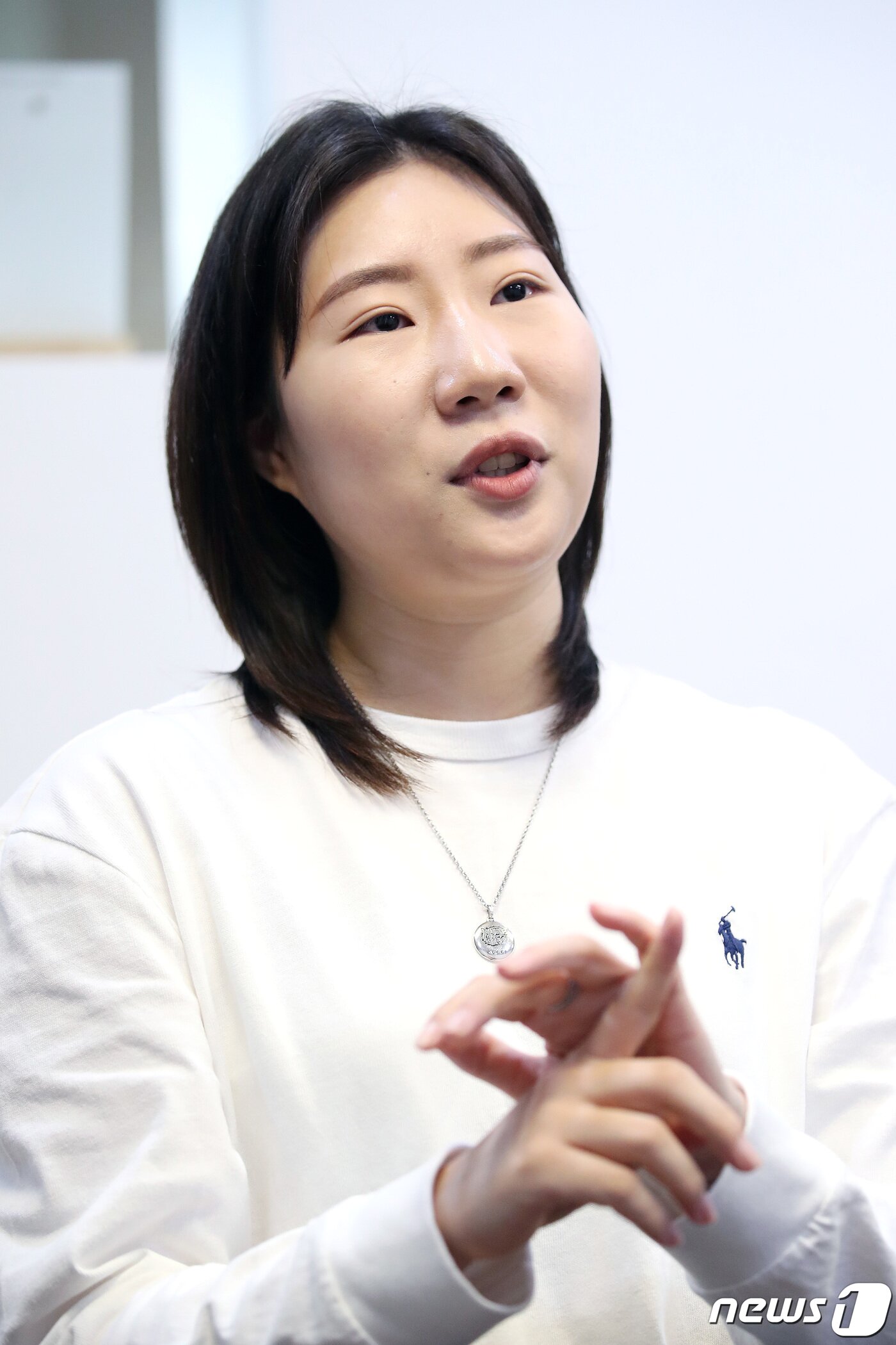 본문 이미지 - 도쿄 올림픽 여자25m 권총 은메달리스트 김민정이 10일 오전 서울 종로구 뉴스1 사무실에서 인터뷰를 갖고 있다. 2021.8.10/뉴스1 ⓒ News1 임세영 기자