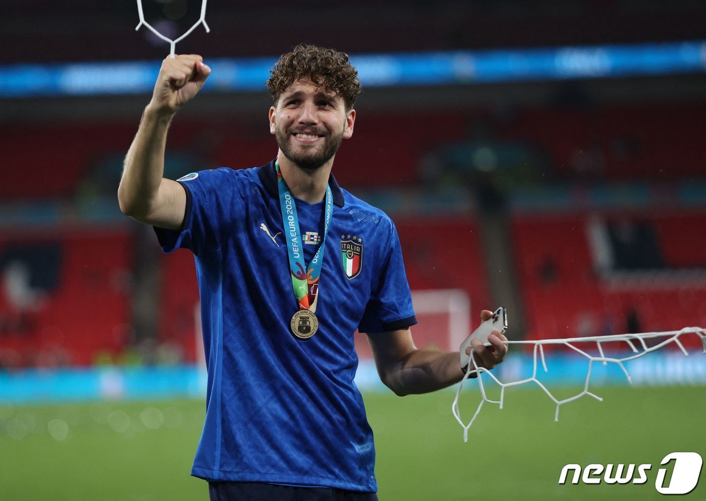 본문 이미지 - 유로 2020 우승을 견인했던 로카텔리. ⓒ AFP=뉴스1