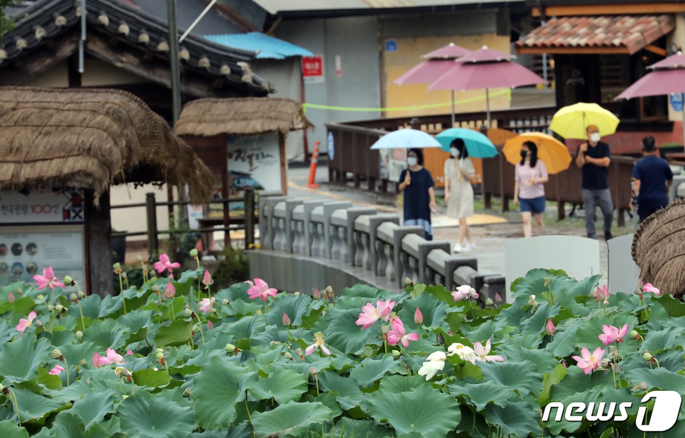 본문 이미지 - 충남 아산시 외암민속마을 모습 (자료사진) 2021.8.2/뉴스1 