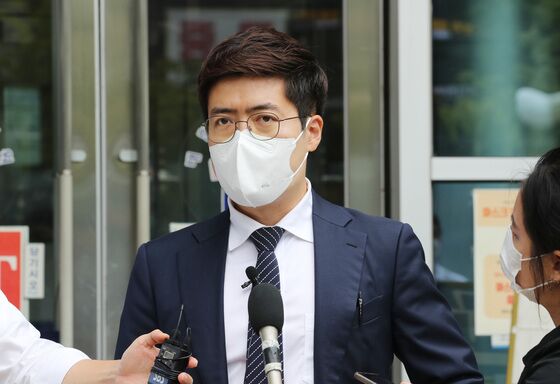 '김용현 변호' 기호6번 구주와 자유통일당 대선 후보 사퇴