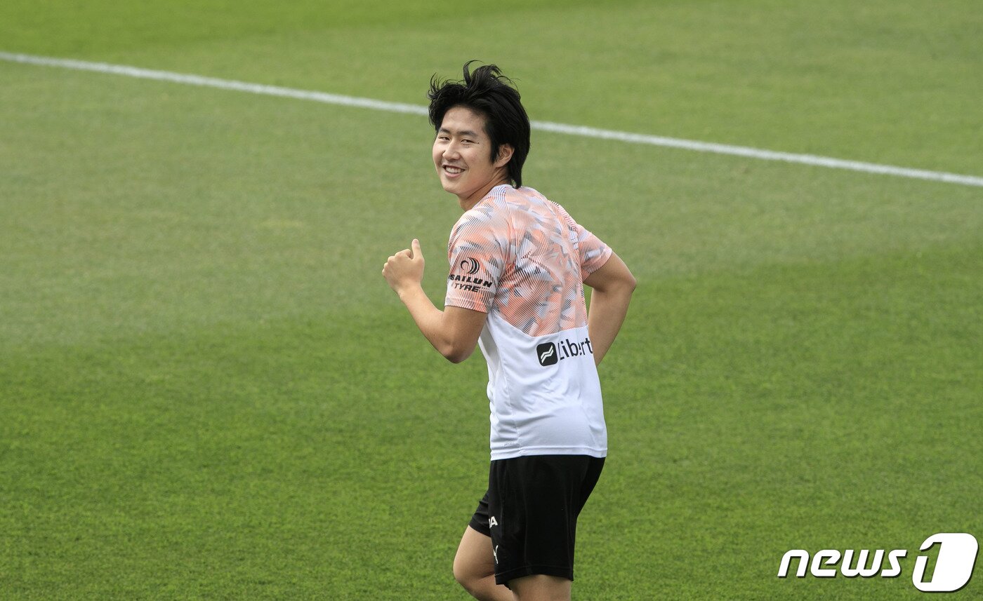 본문 이미지 - 발렌시아를 떠나게 된 이강인 ⓒ AFP=뉴스1