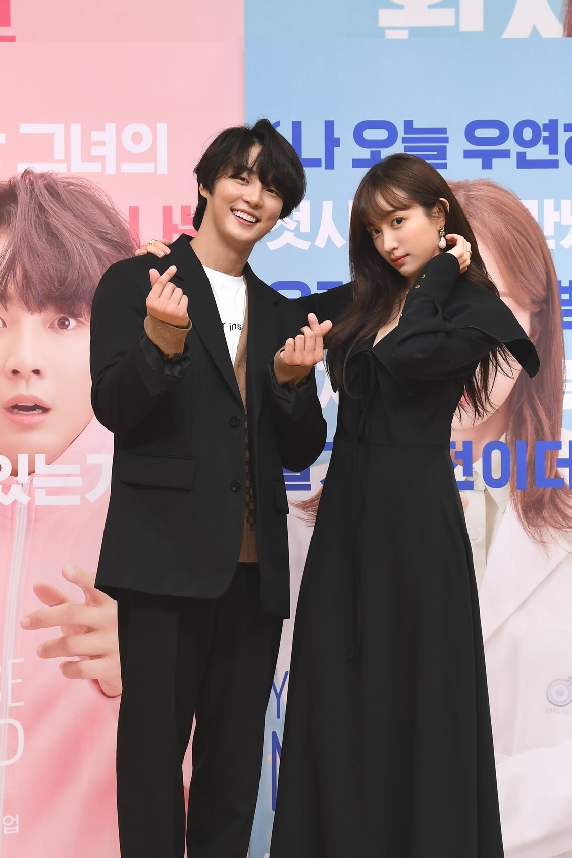 본문 이미지 - 윤시윤 하니/웨이브 ⓒ 뉴스1