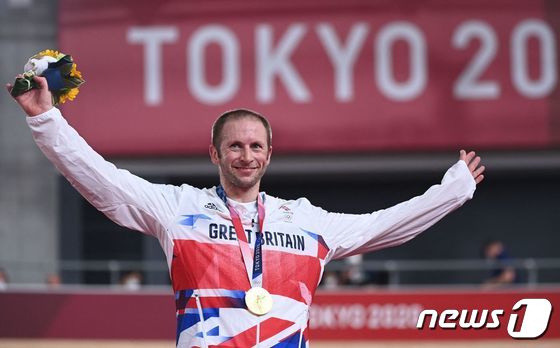 영국 사이클을 대표하는 제이슨, 로라 케니 부부는 그동안 올림픽에서 금메달만 총 12개를 수확했다. © AFP=뉴스1