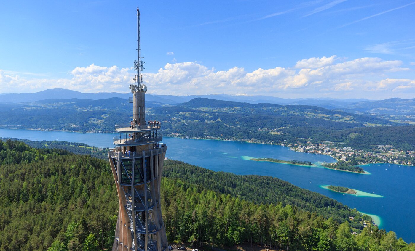 본문 이미지 -  피라미덴코겔에서 내려다보는 뵈르트 호 전경 ⓒ Wörthersee Tourismus GmbH_Gert Steinthaler