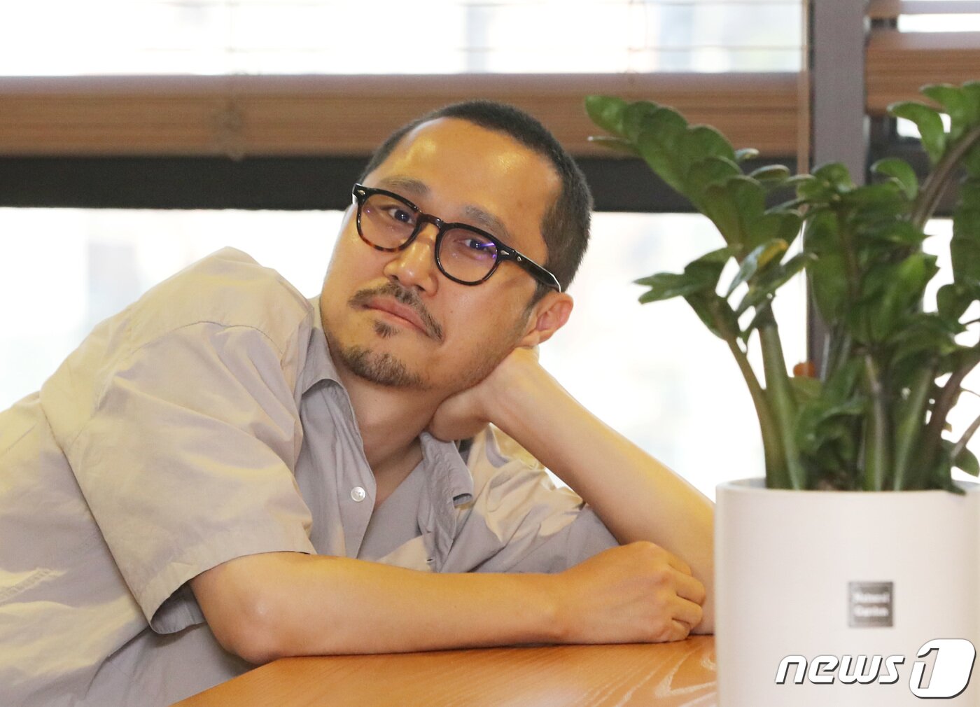 본문 이미지 - 한국관광 홍보영상 'Feel the Rhythm of KOREA' 캠페인 시즌2를 제작한 최지훈 HS Ad 크리에이티브 디렉터가 14일 서울 마포구에 위치한 HS Ad 사무실에서 뉴스1과 인터뷰를 하고 있다. 2021.9.14/뉴스1 ⓒ News1 이성철 기자